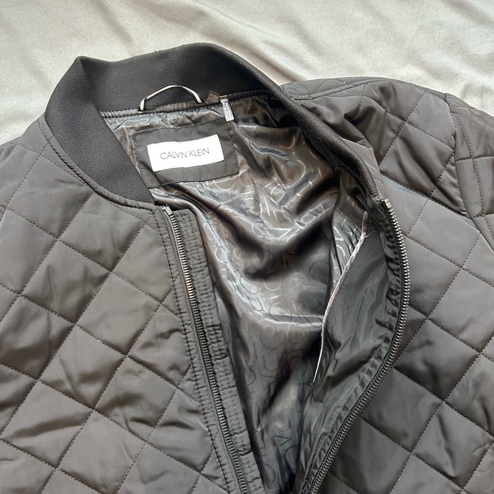 Calvin Klein Puffer / Bomber Jacket - Picture 6 of 11